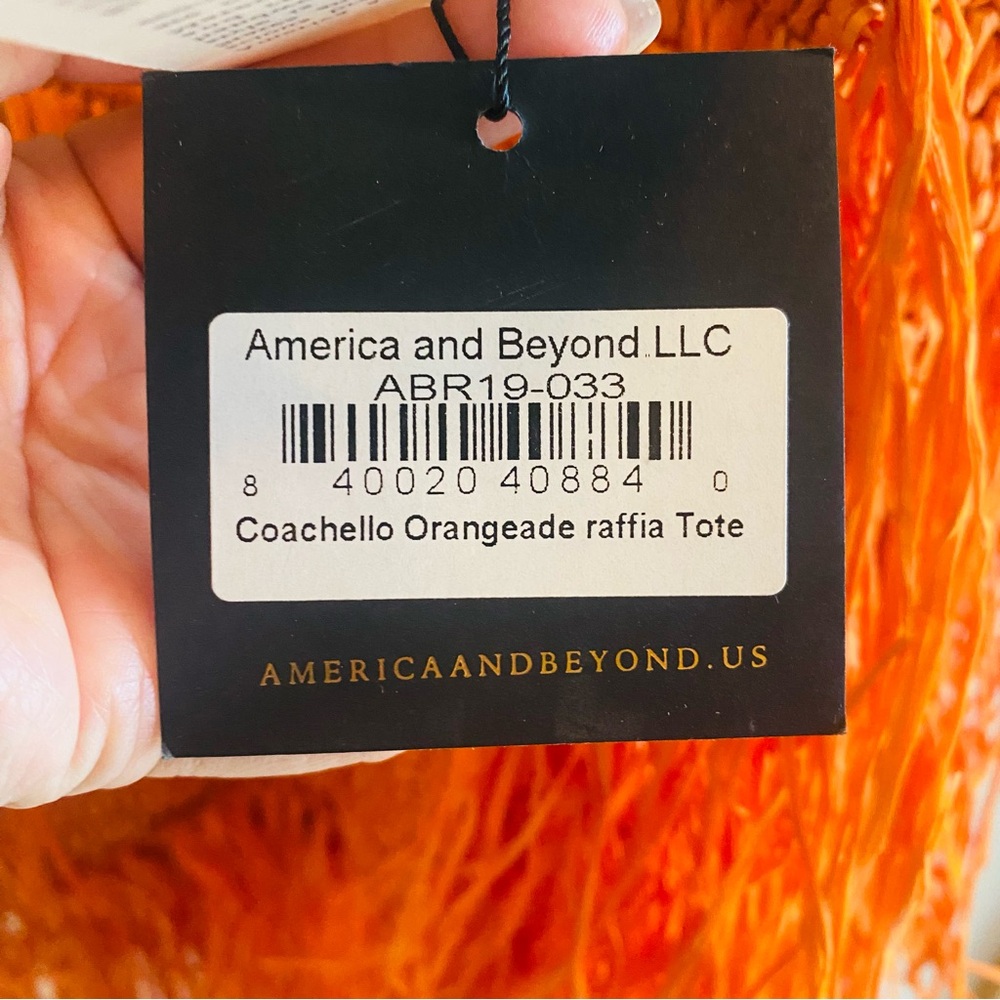 America & Beyond NWT Coachella Raffia Fringe Tote Orange - Picture 10 of 11